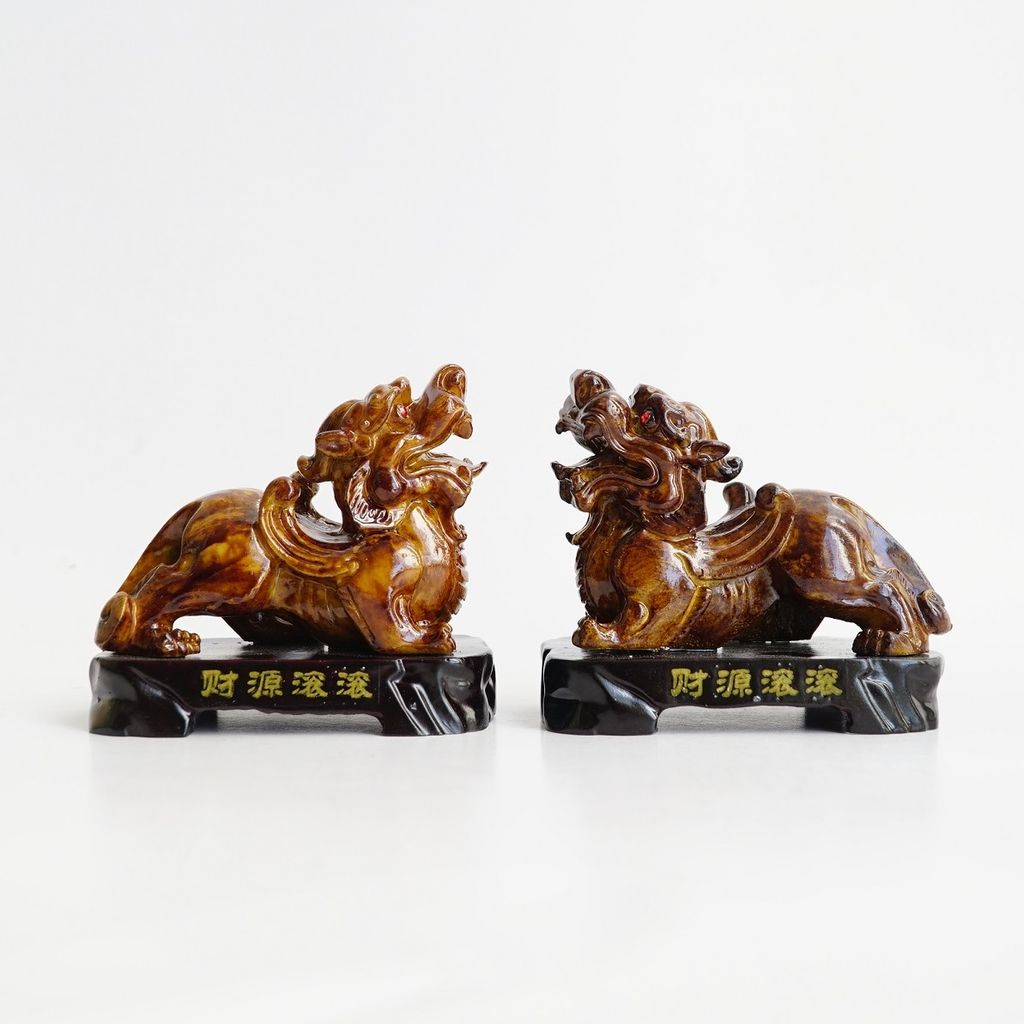 Cặp tượng Tỳ Hưu phong thủy vân gỗ tài lộc trấn trạch - Cao 10cm
