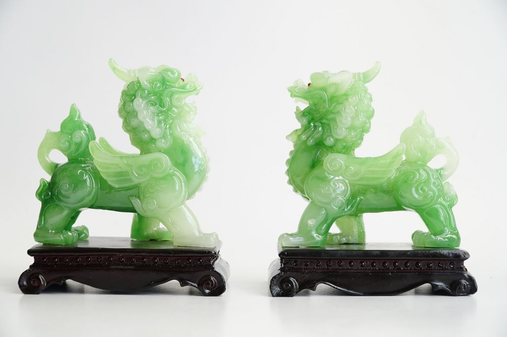 Cặp tượng Tỳ Hưu xanh phong thủy trấn trạch, chiêu tài lộc may mắn - Cao 15cm