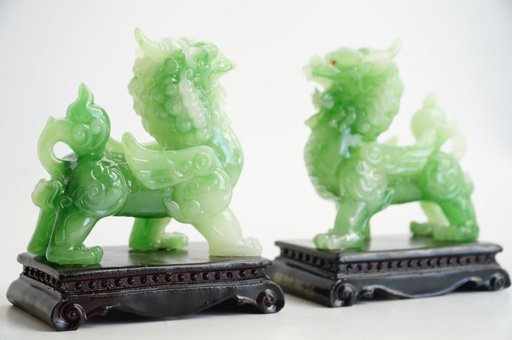 Cặp tượng Tỳ Hưu xanh phong thủy trấn trạch, chiêu tài lộc may mắn - Cao 15cm