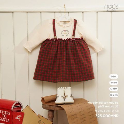 Váy yếm dài tay màu be phối kẻ caro đỏ Nous Noel