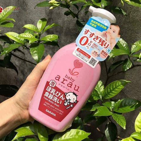 Chai rửa bình Arau Baby tạo bọt Nhật 500ml