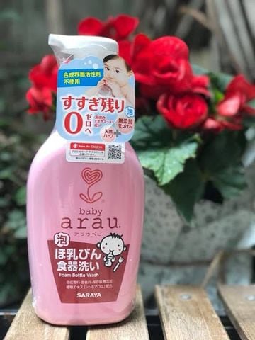 Chai rửa bình Arau Baby tạo bọt Nhật 500ml