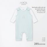 Set body yếm cài vai kẻ xanh kèm áo dài tay trắng