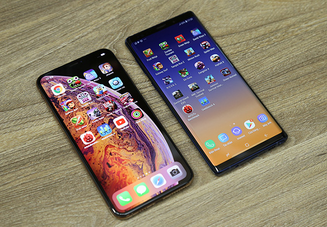 So sánh iPhone Xs Max chính hãng và Galaxy Note 9