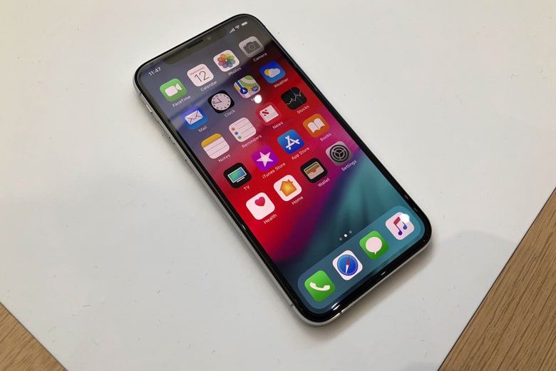 Tìm hiểu xem iPhone Xs Max bao nhiêu tiền