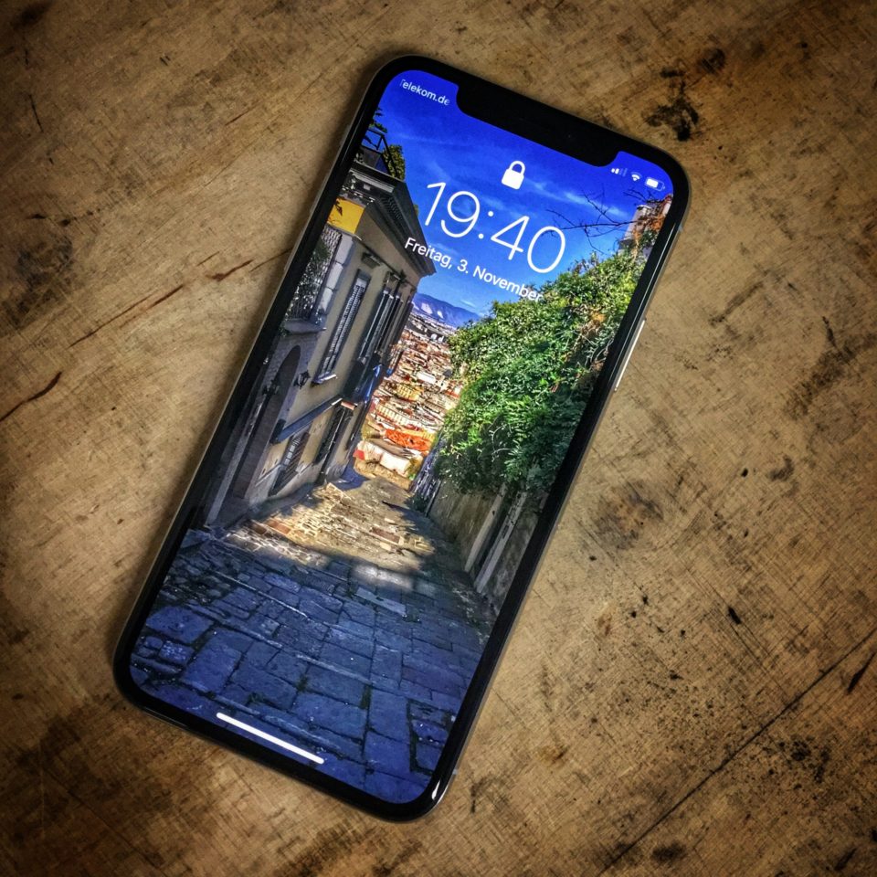 Tổng hợp kinh nghiệm cần biết khi mua iPhone X cũ trả góp