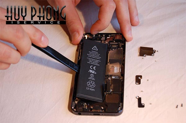 3-van-de-can-quan-tam-khi-chuan-bi-thay-pin-iphone-6-1