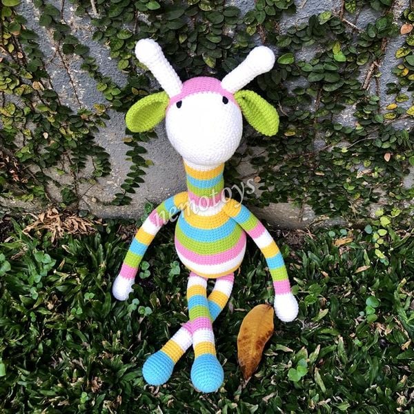  HƯƠU CAO CỔ 7 SẮC CẦU VỒNG COU COU - 70 CM - Thú bông bằng len handmade, Thú len nhồi bông Amigurumi, Búp bê len handmade cao cấp NemoToys 