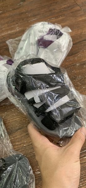 Sandal trẻ em 3 quai dán - Đen