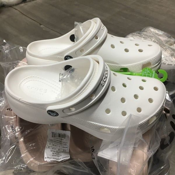 Giày sục Crocs xuất dư - Trắng