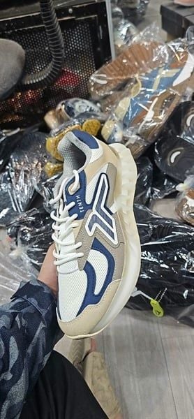 Giày Sneakers nam da lộn Tenth xuất dư- Nâu viền xanh