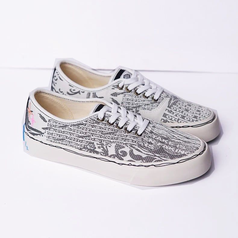 Giày xuất dư Umbro họa tiết độc đáo 13112026