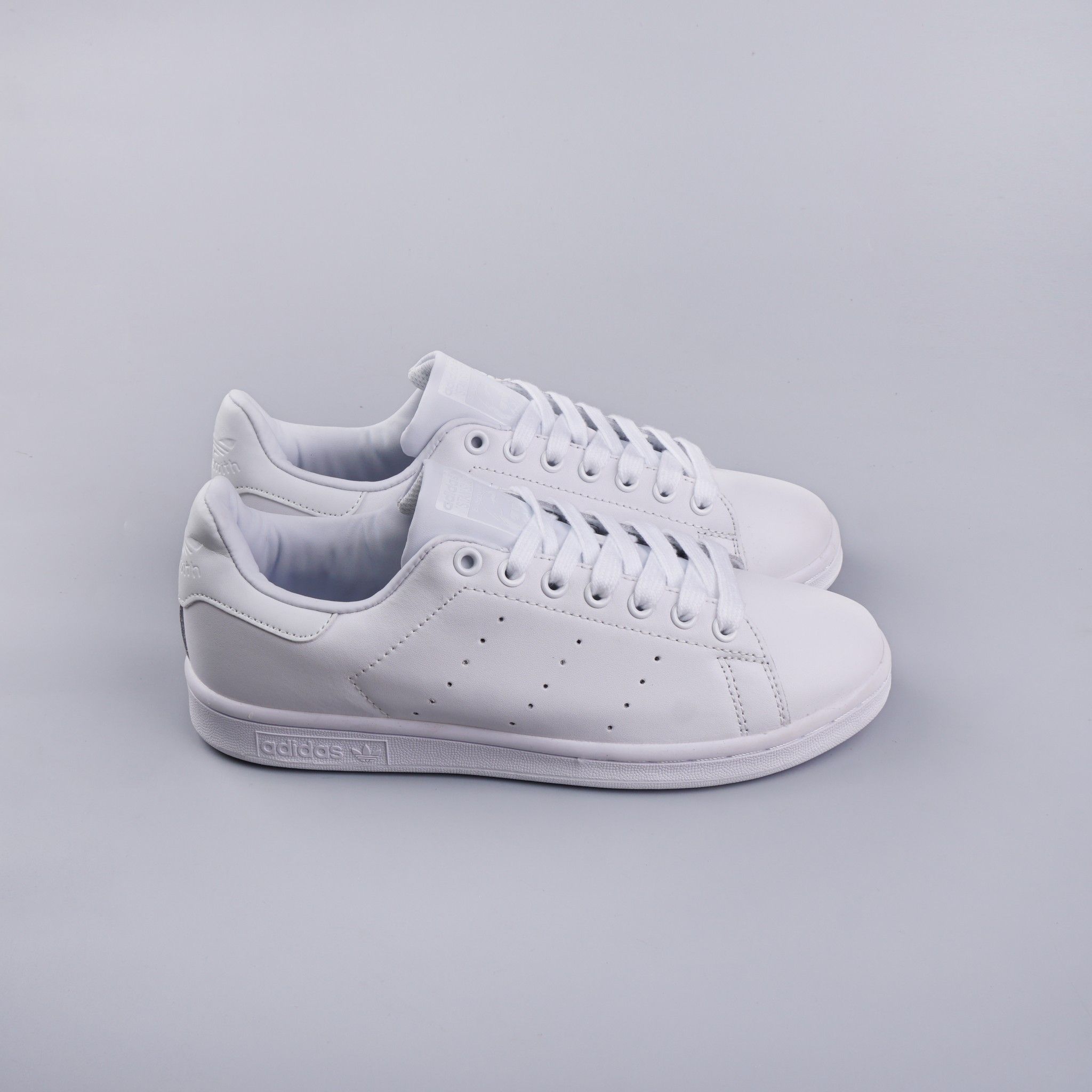 stan smith full white