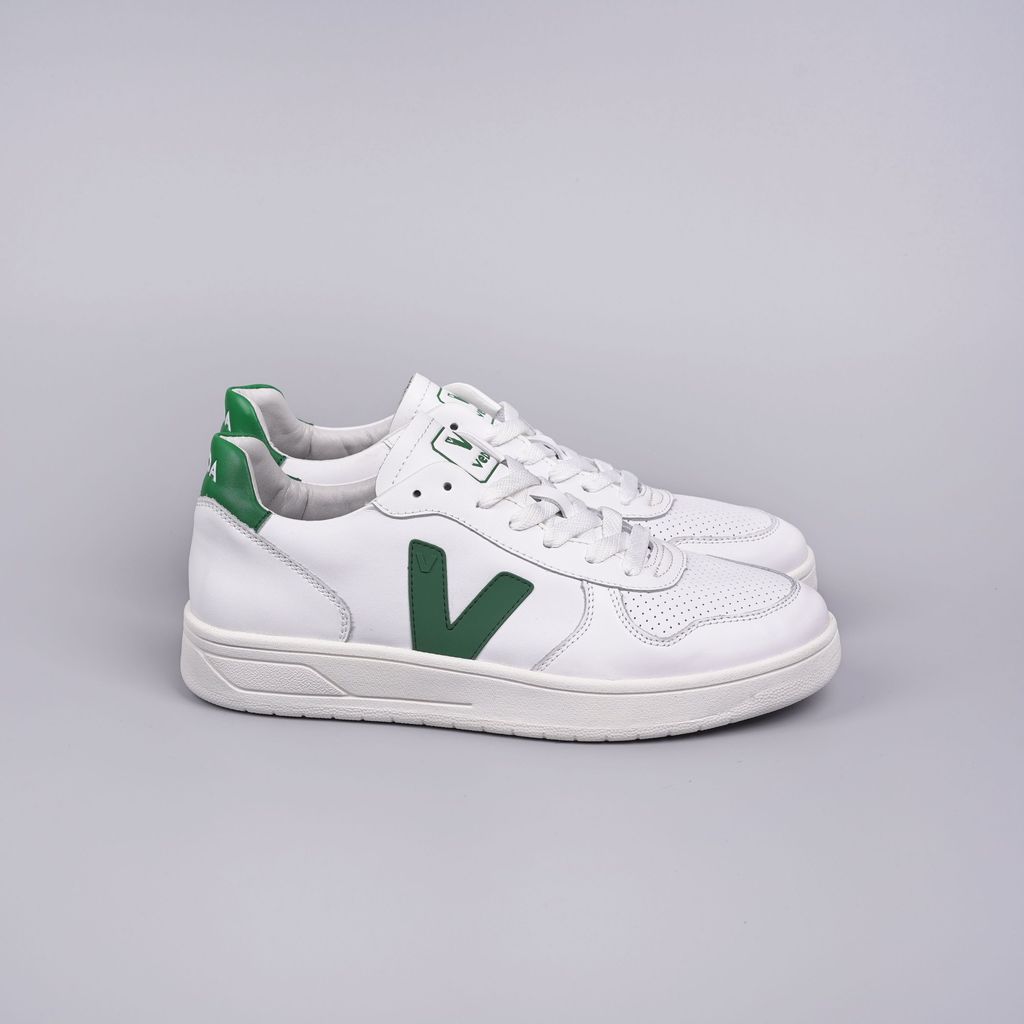 Giày thể thao trắng Sneaker VeDa viền xanh