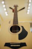 Đàn Guitar Acoustic Rosen Vàng G11