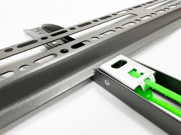 Giá treo góc LCD NB P4 (32 - 55)