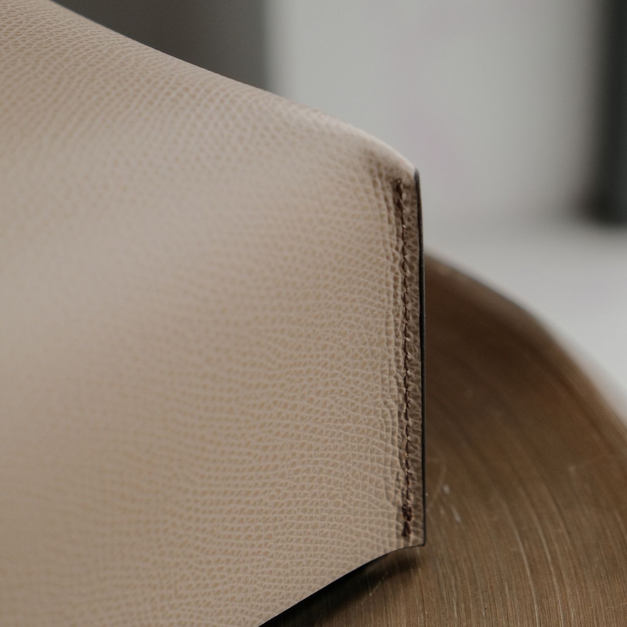  Hộp khăn giấy Taupe Liverpool Pinetti 