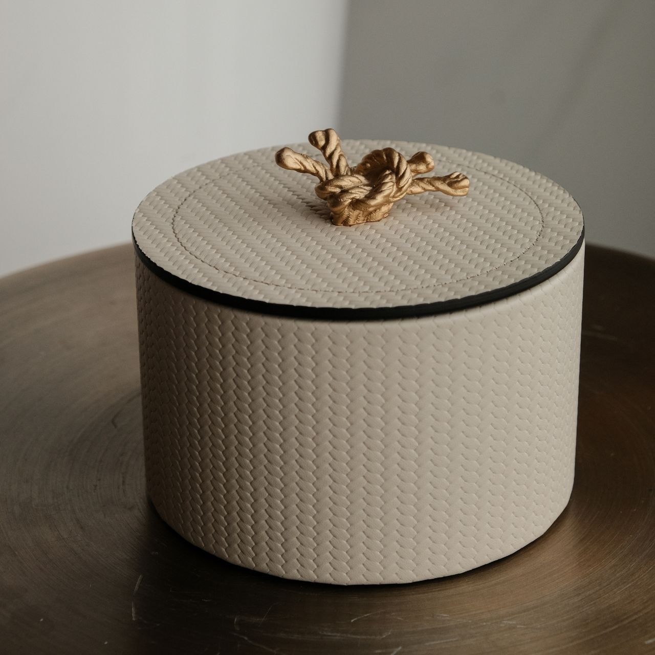  Hộp tròn Thalia Cream Pinetti 