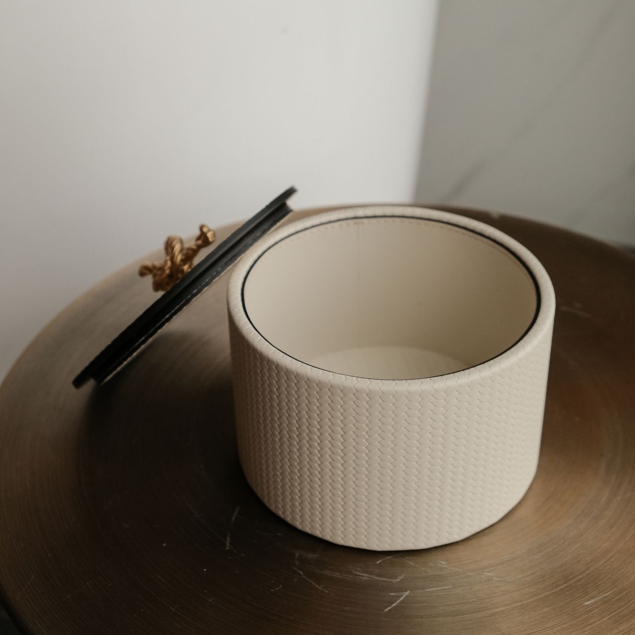  Hộp tròn Thalia Cream Pinetti 
