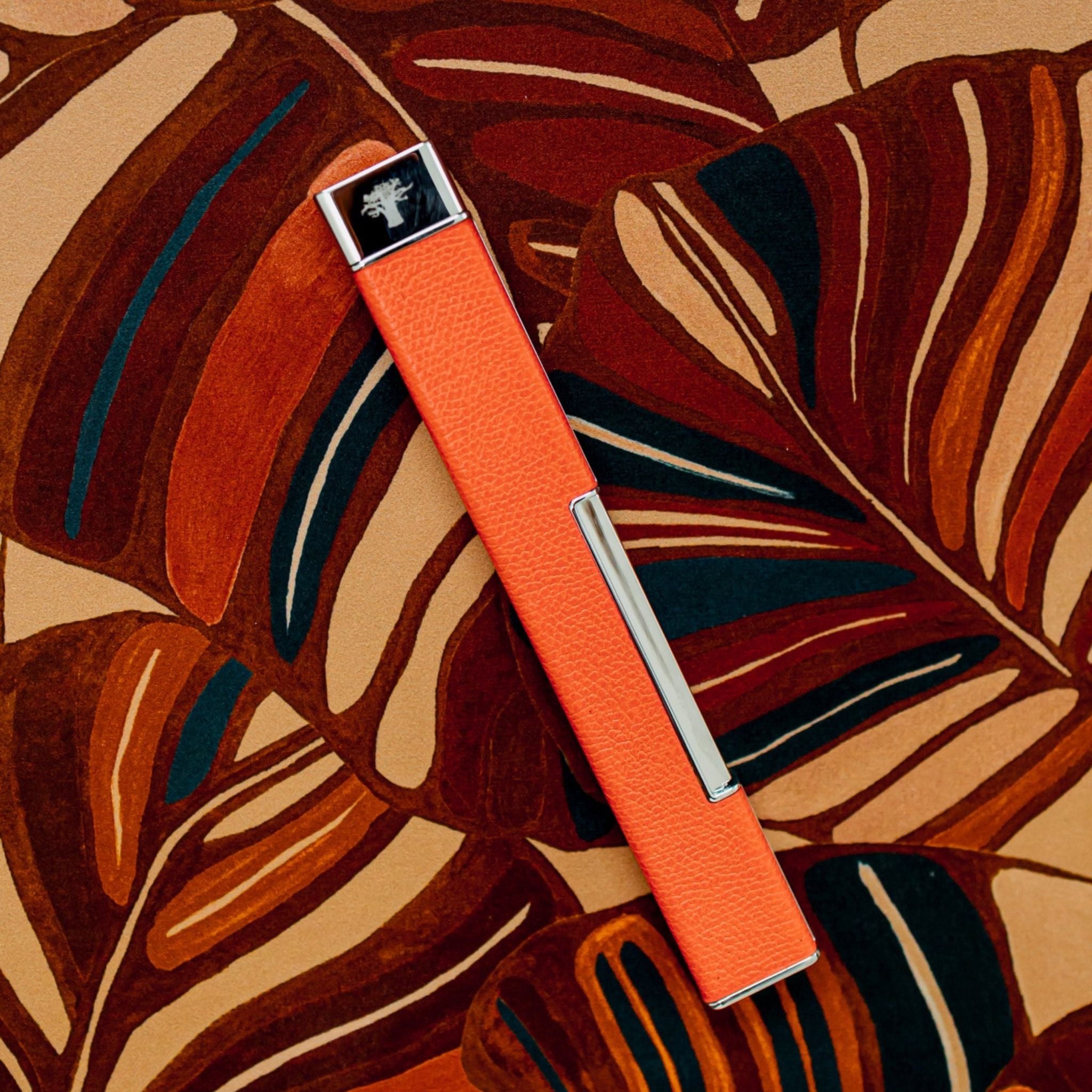  Bật lửa da Graine Orange Baobab 