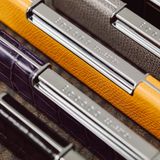  Bật lửa da Graine Red Baobab 