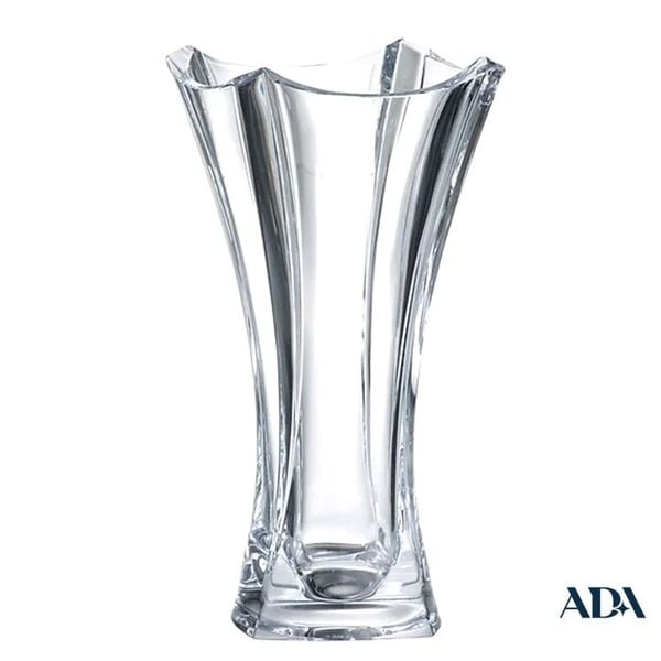 lọ hoa pha lê đến từ Czech