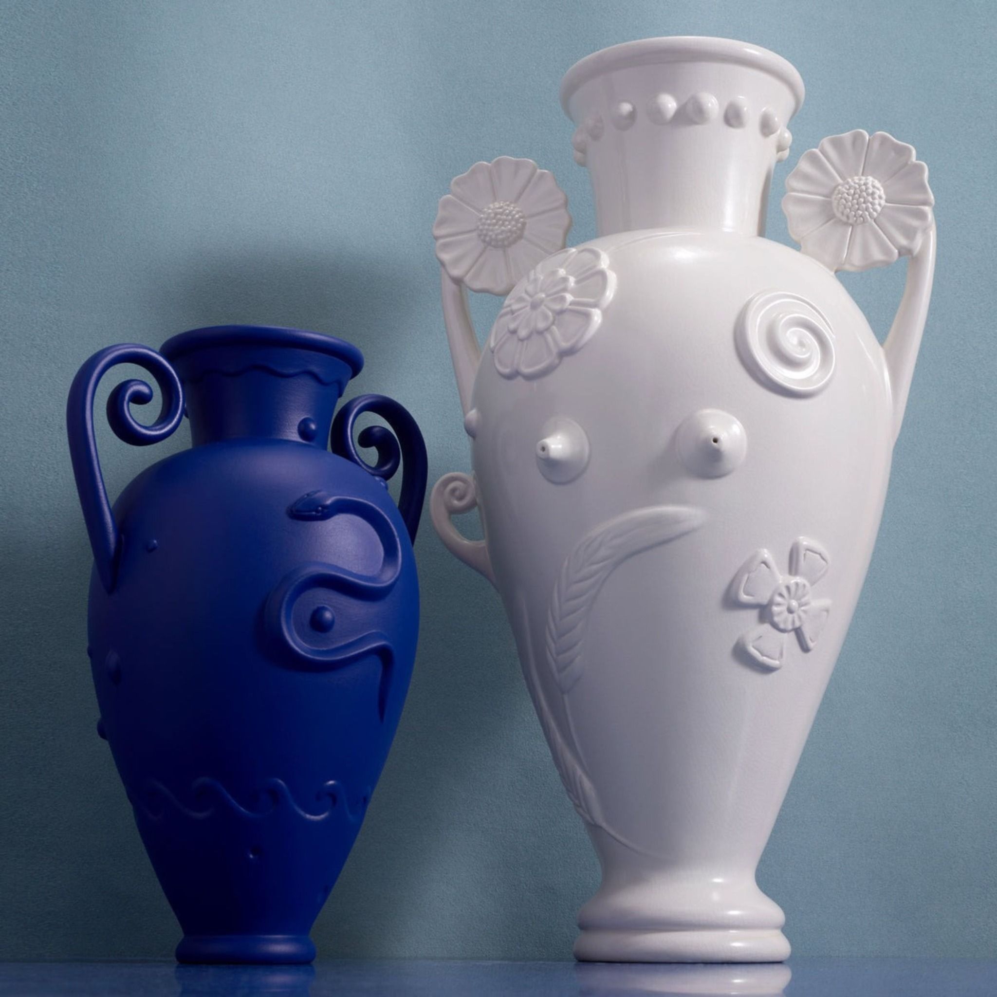  Lọ hoa Pantheon Orpheus Amphora xanh dương L'Objet 
