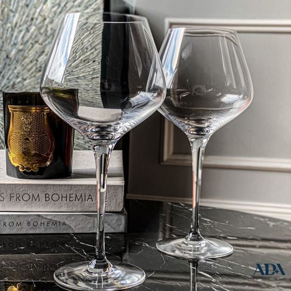 ly vang pha lê đến từ Pháp