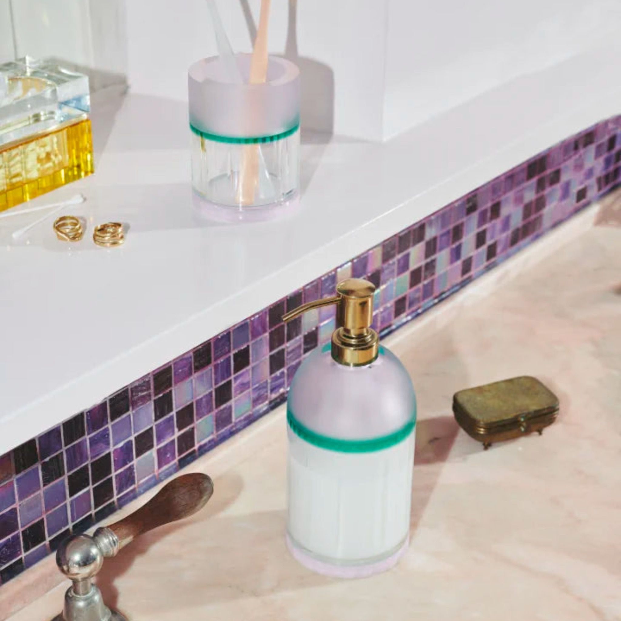  Bình đựng sữa tắm Shine Reflections Copenhagen 