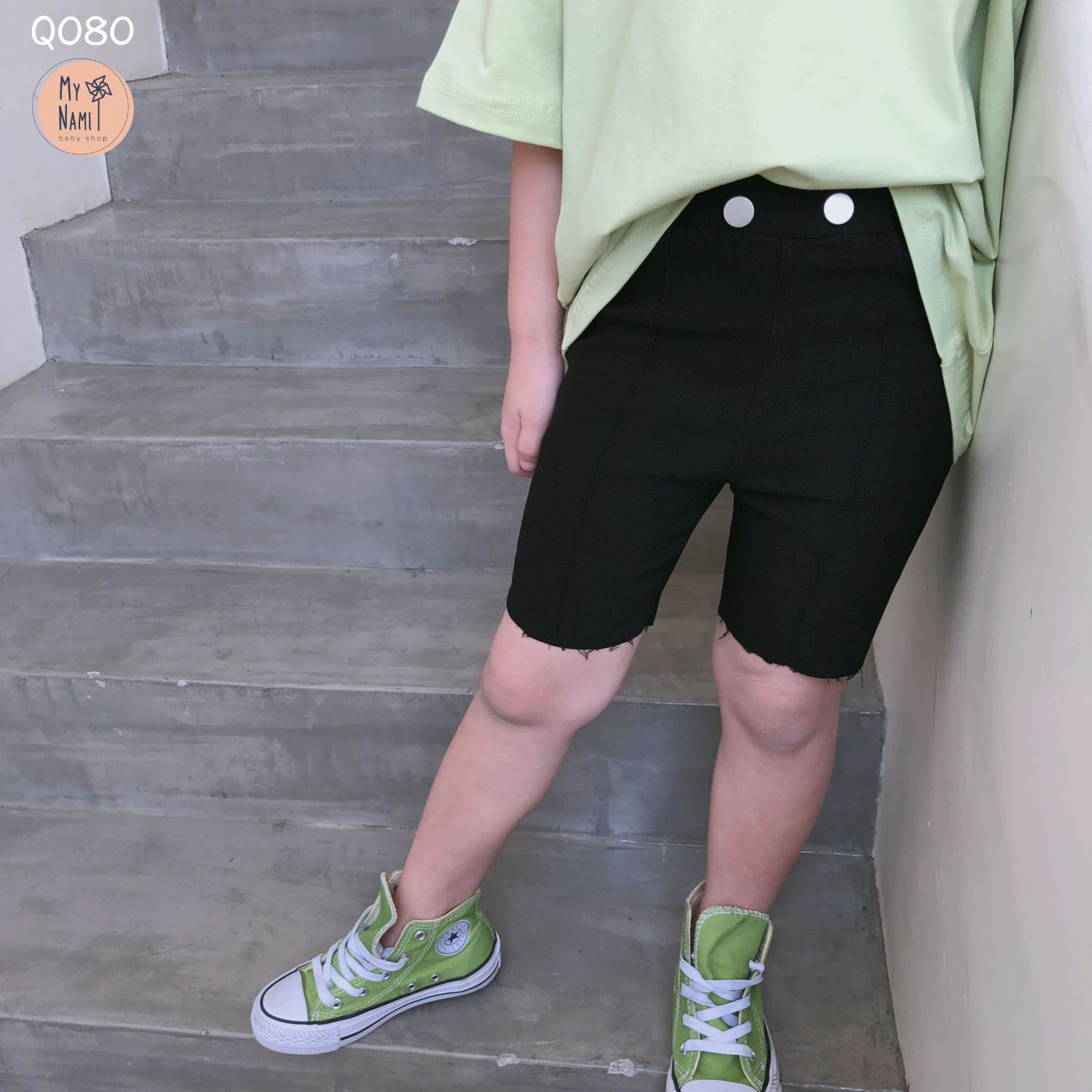  Q080 - TRẮNG VÀ ĐEN 