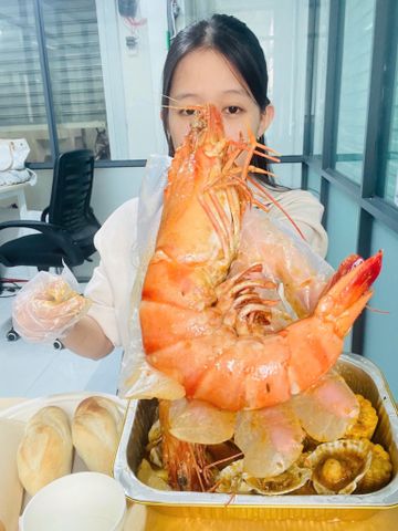  Tôm sú nữ hoàng khổng lồ 5 con/kg 