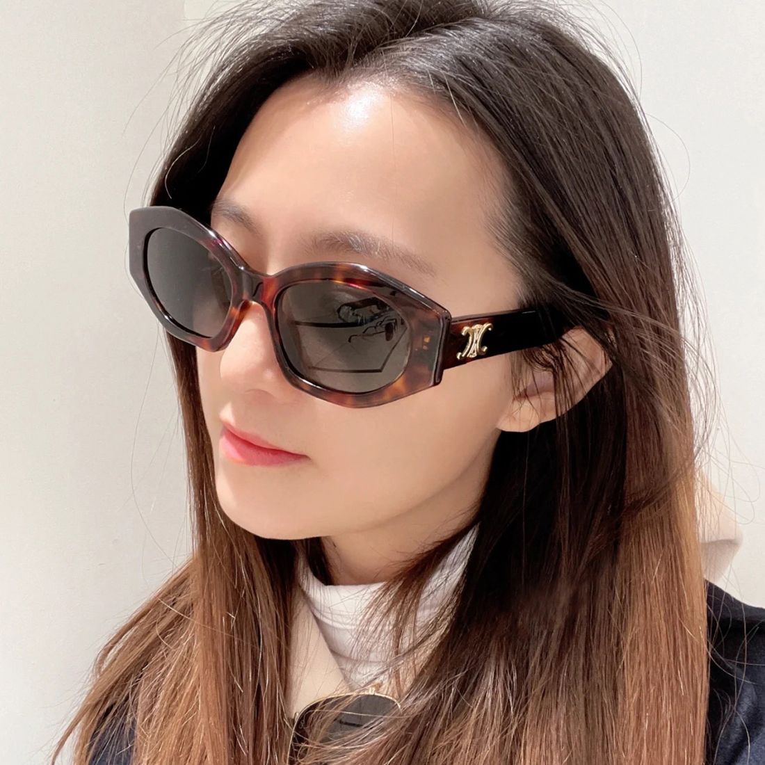  Kính mát CELINE CL40238U 52A 