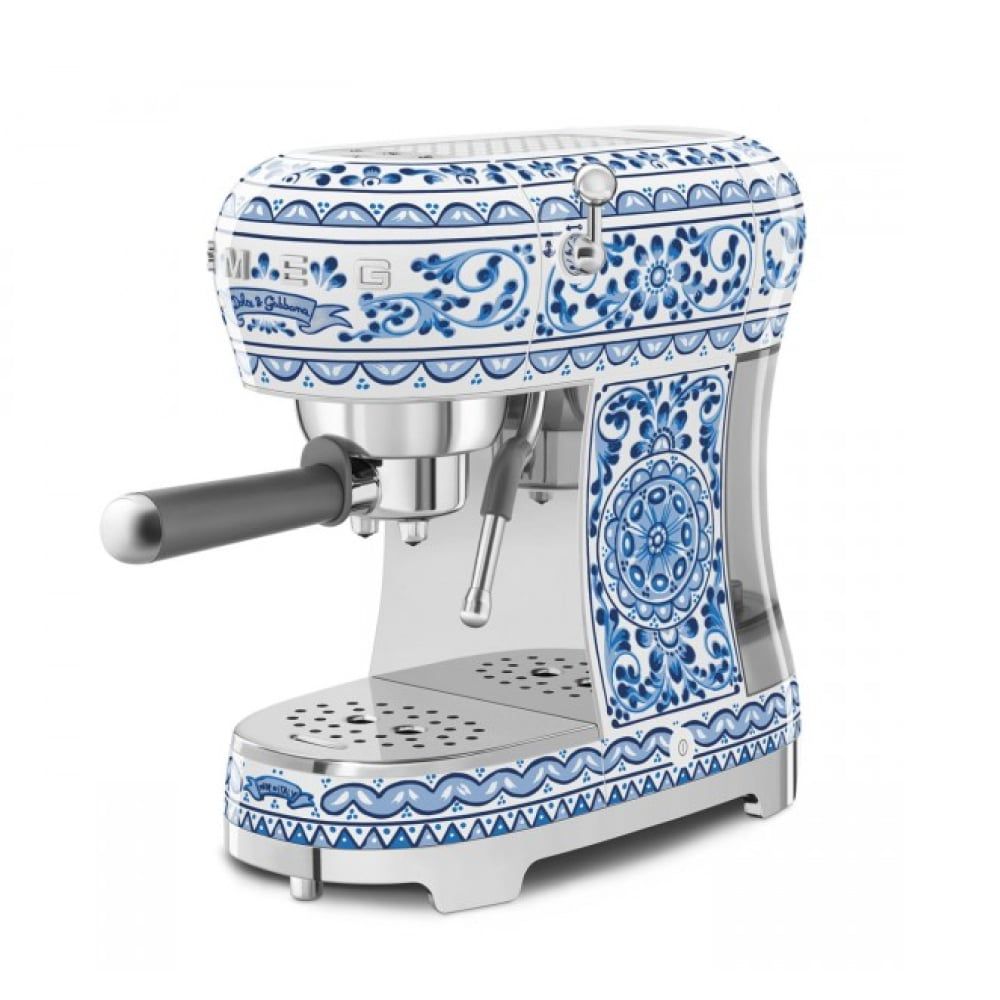 may pha cafe espresso smeg ecf02dgbeu hoa tiet dolce gabbana xanh gom