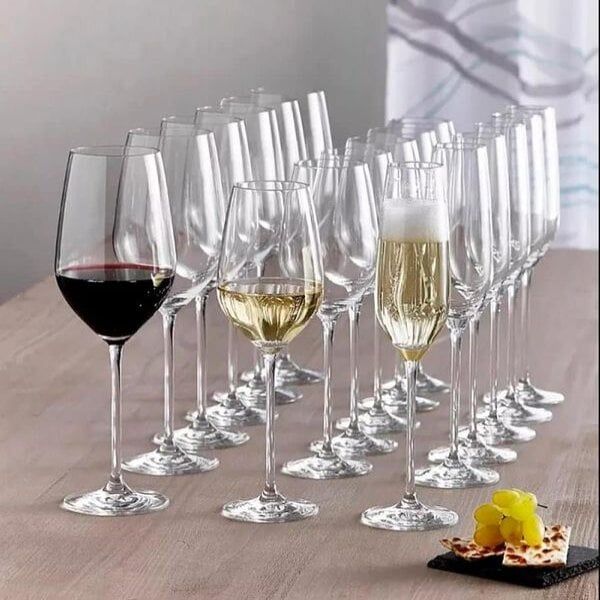 set 18 ly vang schott zwiesel taste