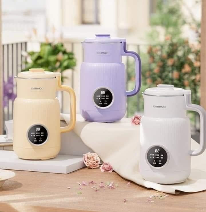 may lam sua hat mini daewoo dung tich 600ml