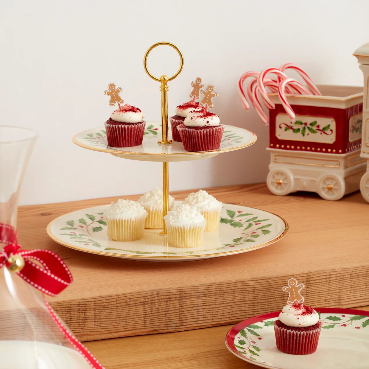khay banh hai tang lenox holiday 89349 made in germany