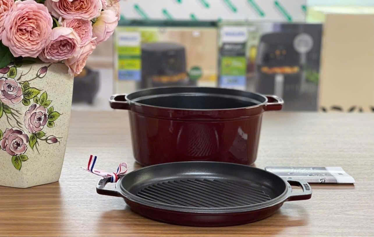 noi gang staub cocotte second choice 28cm 6 7l mau do ruou