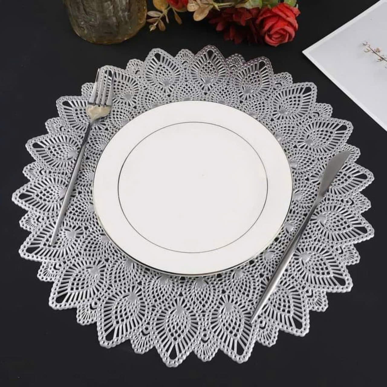 set tam lot ban an 12 mieng evevda hinh canh hoa 38cm