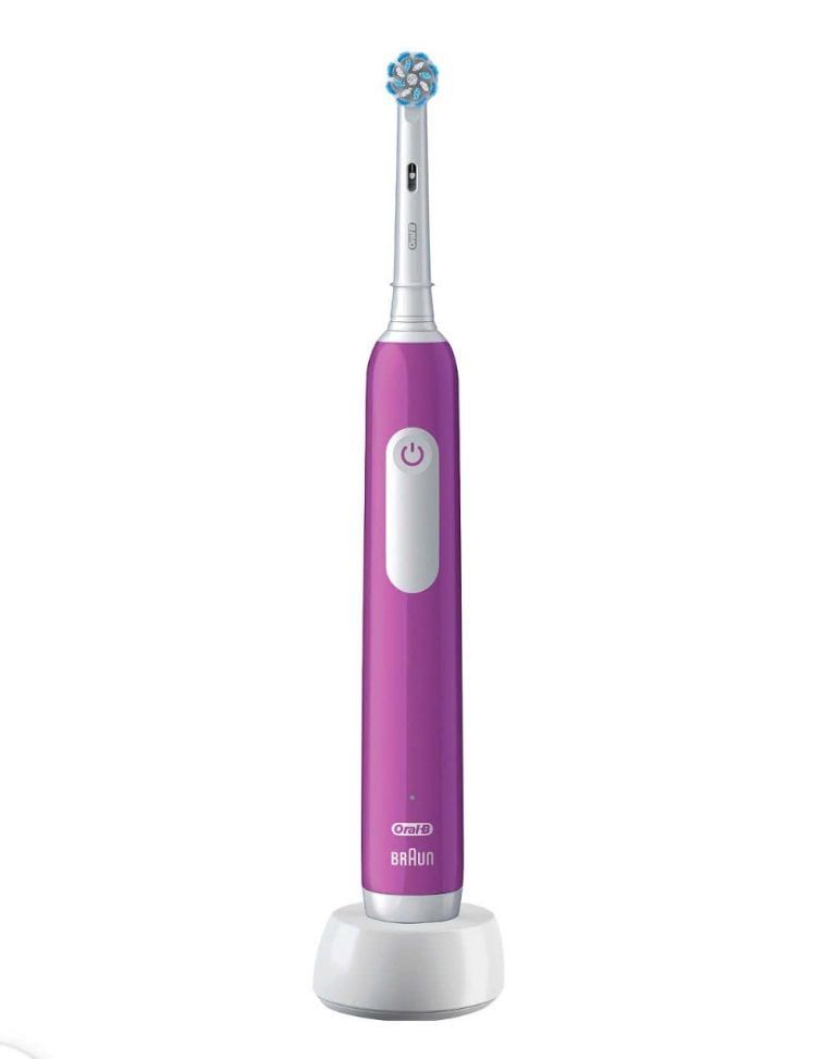 ban chai danh rang tre em oral b pro junior 6 mau hong tim