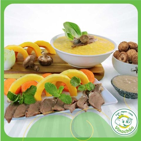 Cháo Tim heo hầm nấm Đông Cô có chứa nhiều vitamin và khoáng chất, bao gồm vitamin B, sắt và kẽm. Những chất này giúp tăng cường hệ thống miễn dịch, hỗ trợ phát triển não bộ và duy trì sức khỏe của da