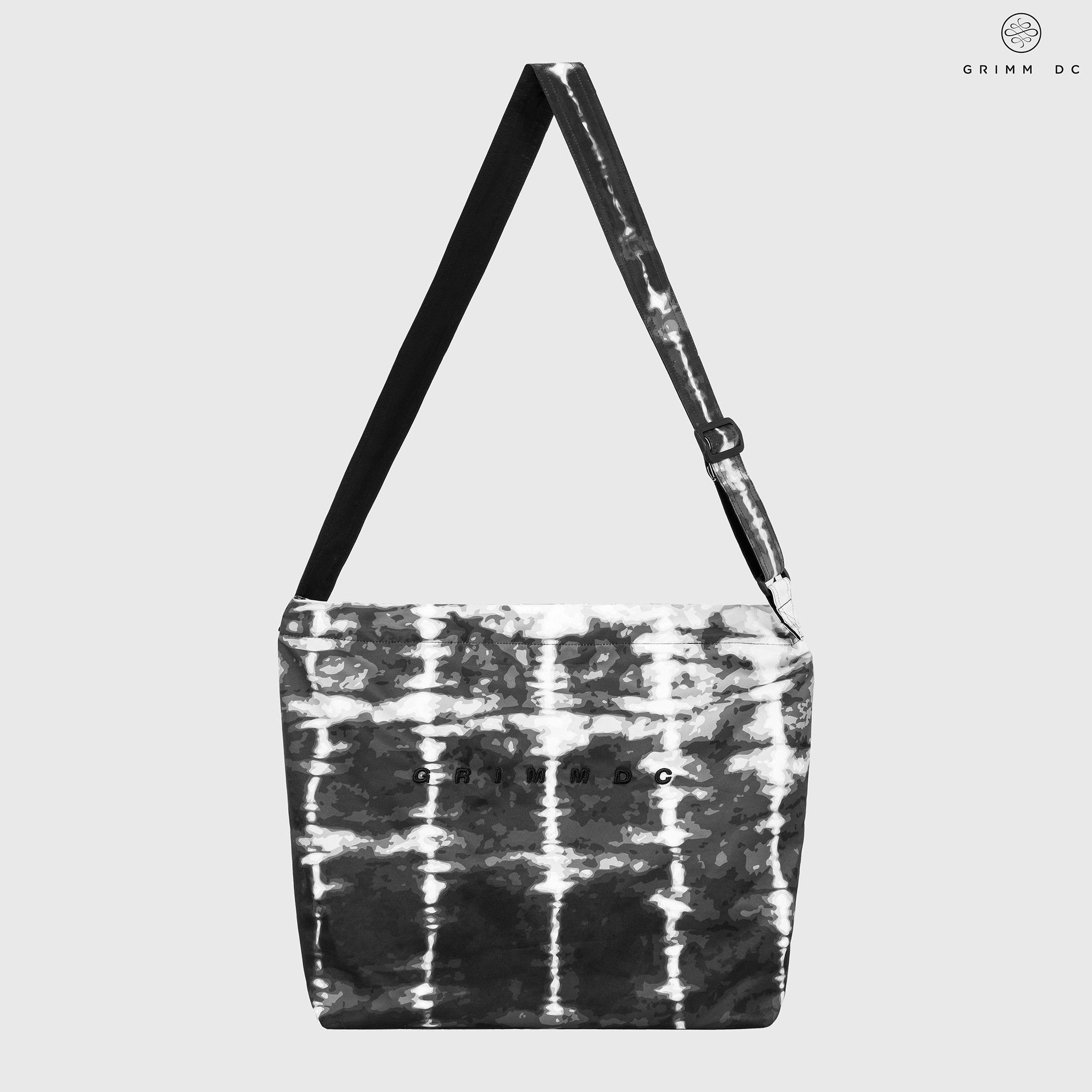 Volcanic Ash shoulder bag