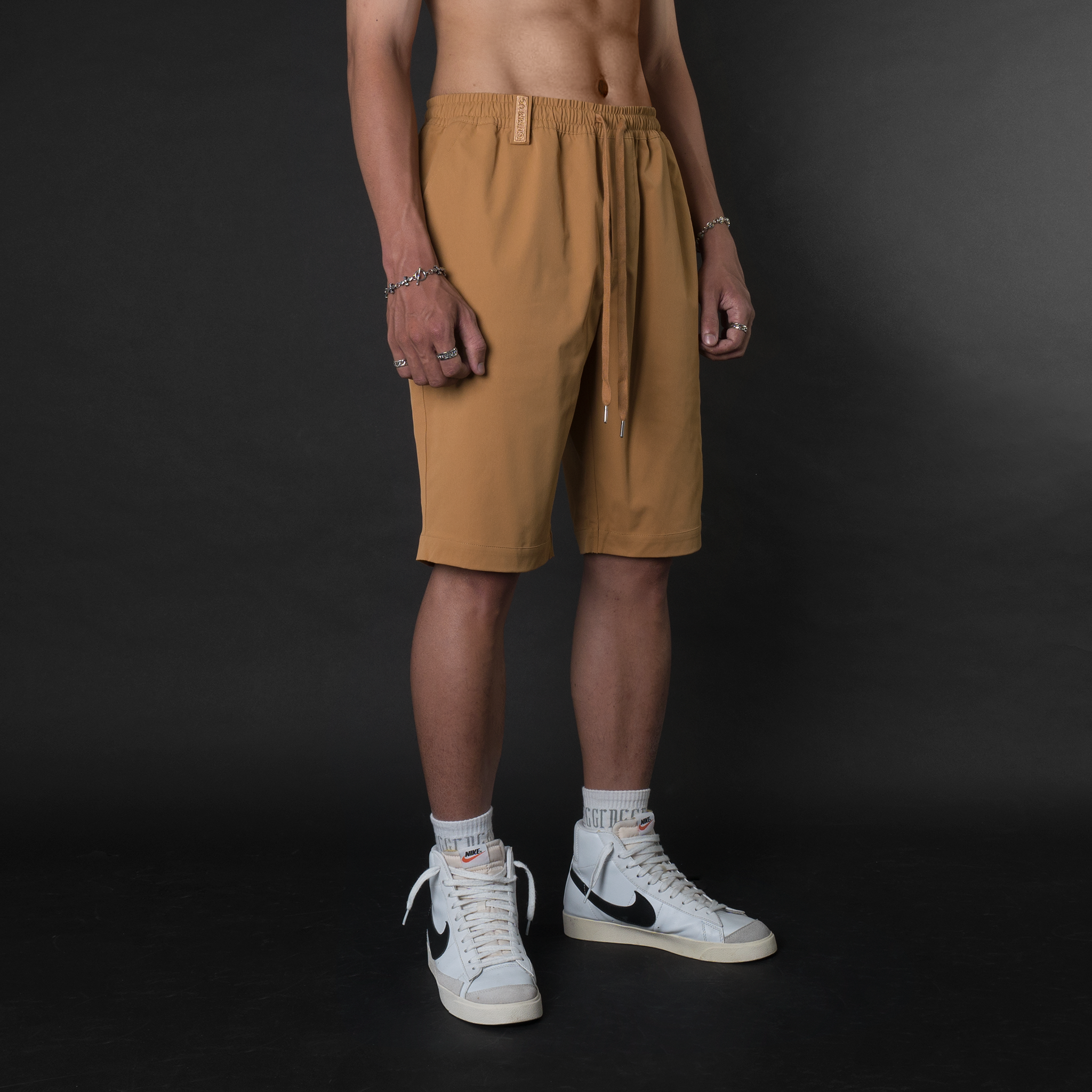 Flex shorts // Sugar Brown