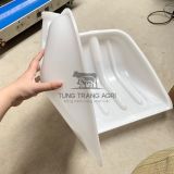 Xẻng nhựa kích thước 42x38cm, dày bền, nặng 700g - Tungtrangagri
