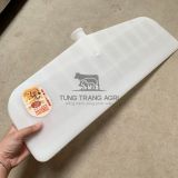 Xẻng nhựa kích thước 42x38cm, dày bền, nặng 700g - Tungtrangagri