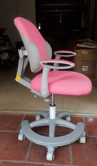 Ghế chống gù , chống cận.