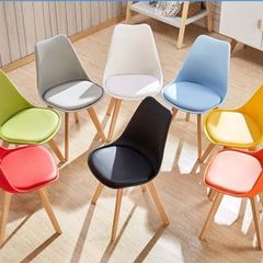 Ghế Eames Nệm Đủ Màu - Chân Gỗ Sồi