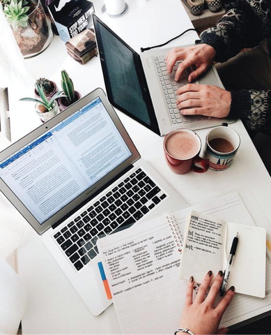 Hỗ trợ khách hàng (FAQs)