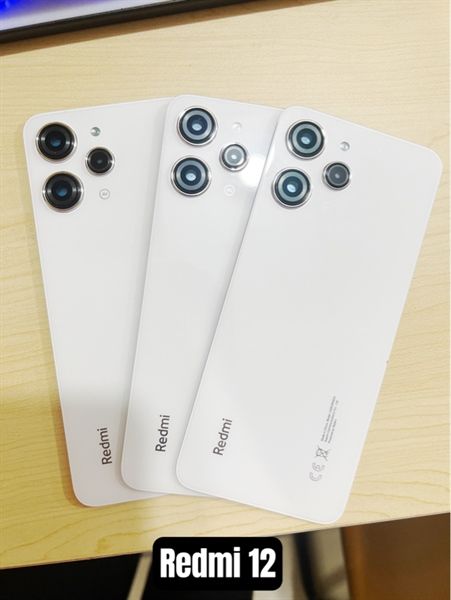 Lưng Xiaomi Redmi 12 Trắng (có kc 150k)