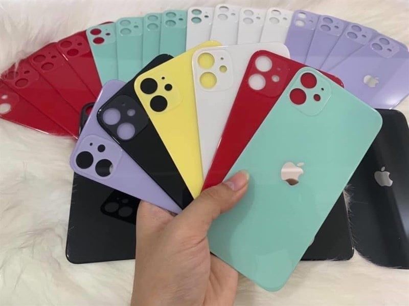 Lưng Iphone 11 Zin - Trắng