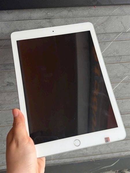 IPAD GEN 6 32GB 99%